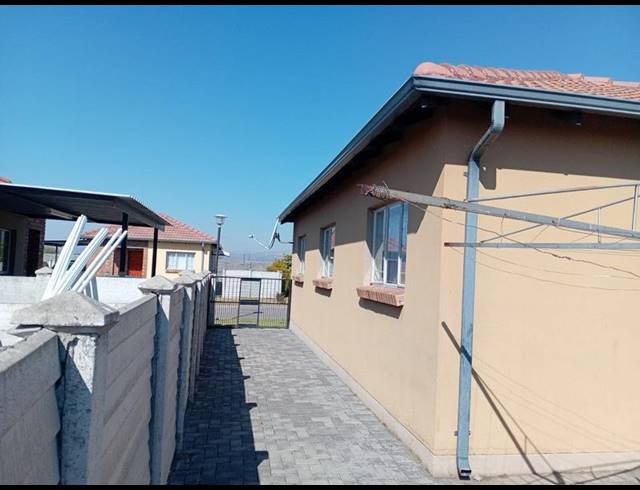 3 BEDROOM HOUSE FOR SALE IN WATERVAL EAST
